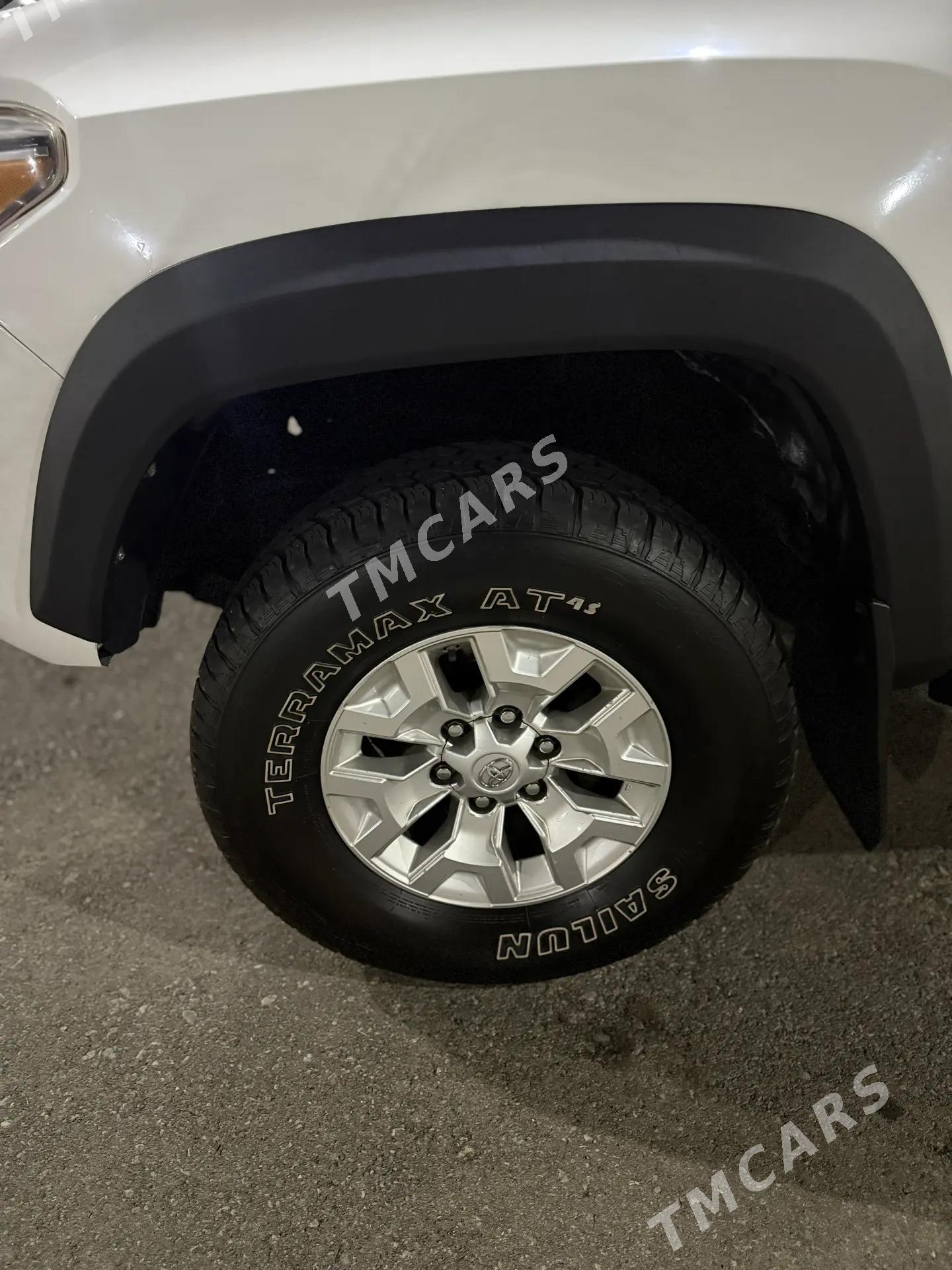 Toyota Tacoma 2018 - 430 000 TMT - Hitrowka - img 9