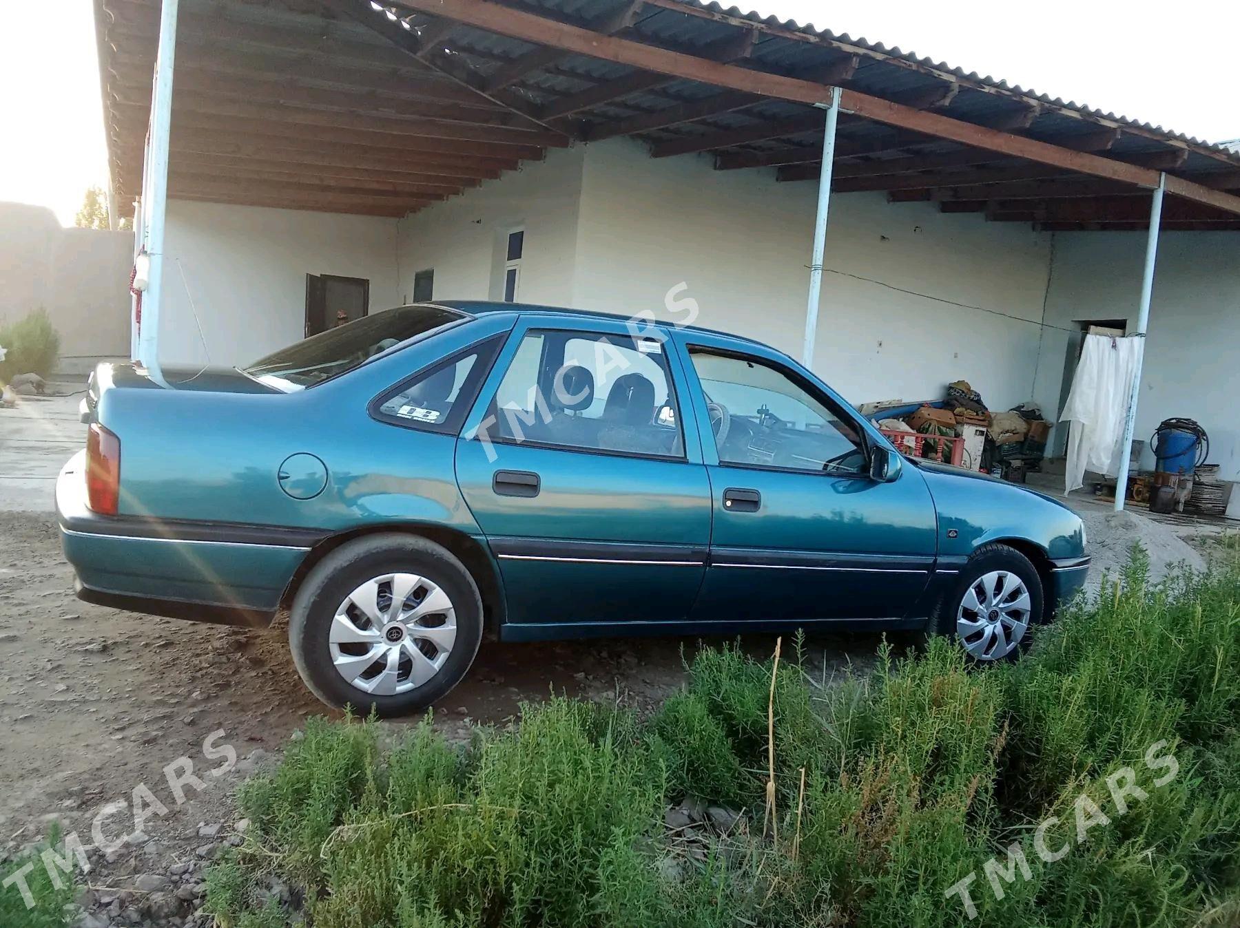 Opel Vectra 1992 - 40 000 TMT - Gubadag - img 3