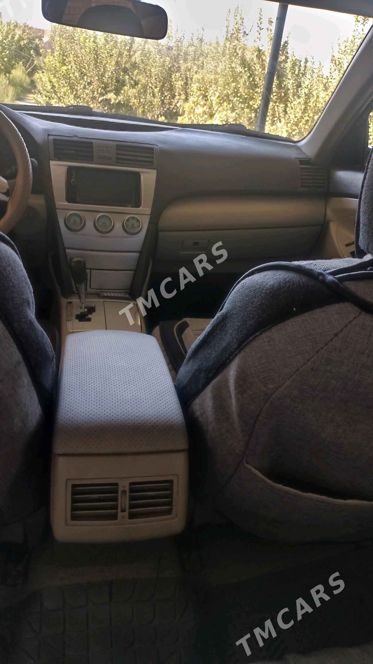 Toyota Camry 2008 - 130 000 TMT - Халач - img 2