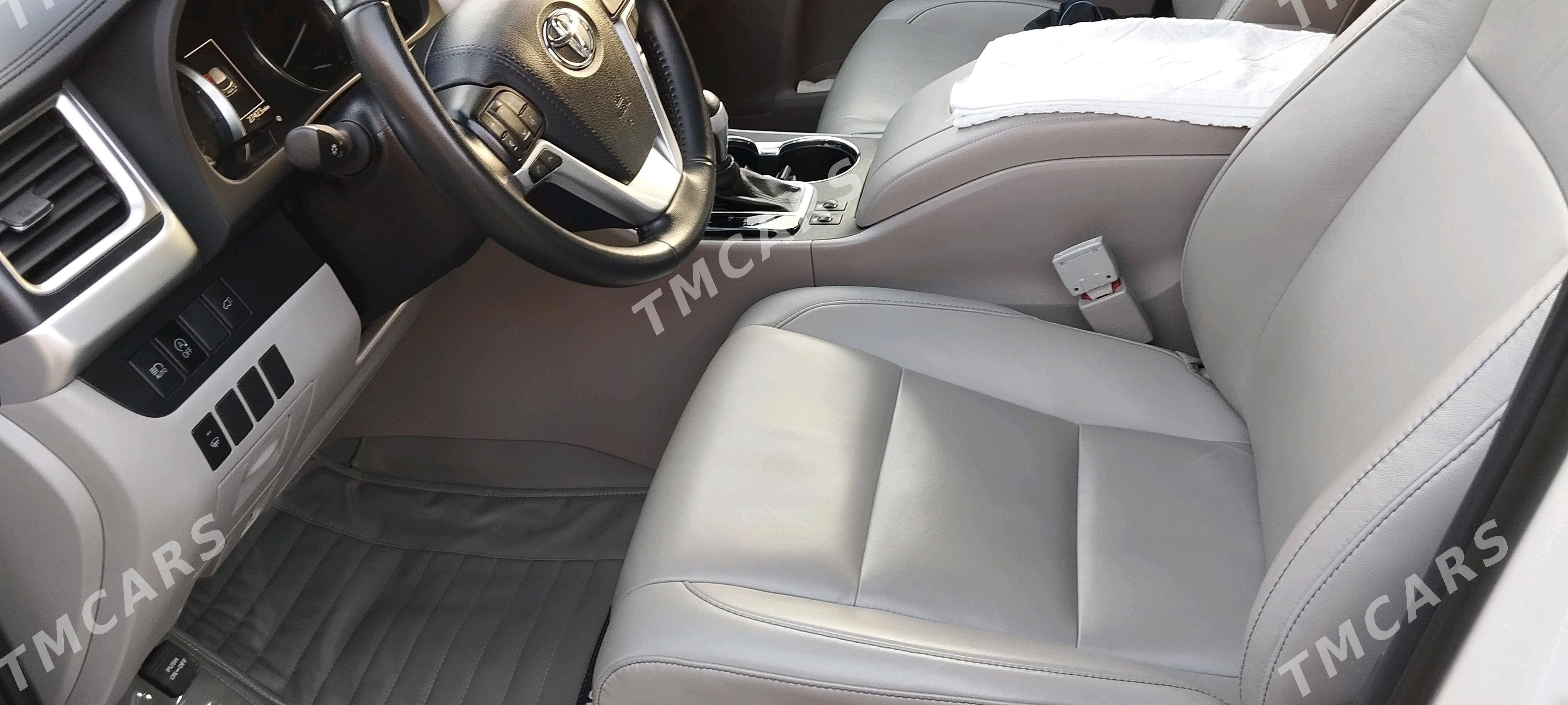 Toyota Highlander 2019 - 620 000 TMT - Gökdepe - img 9