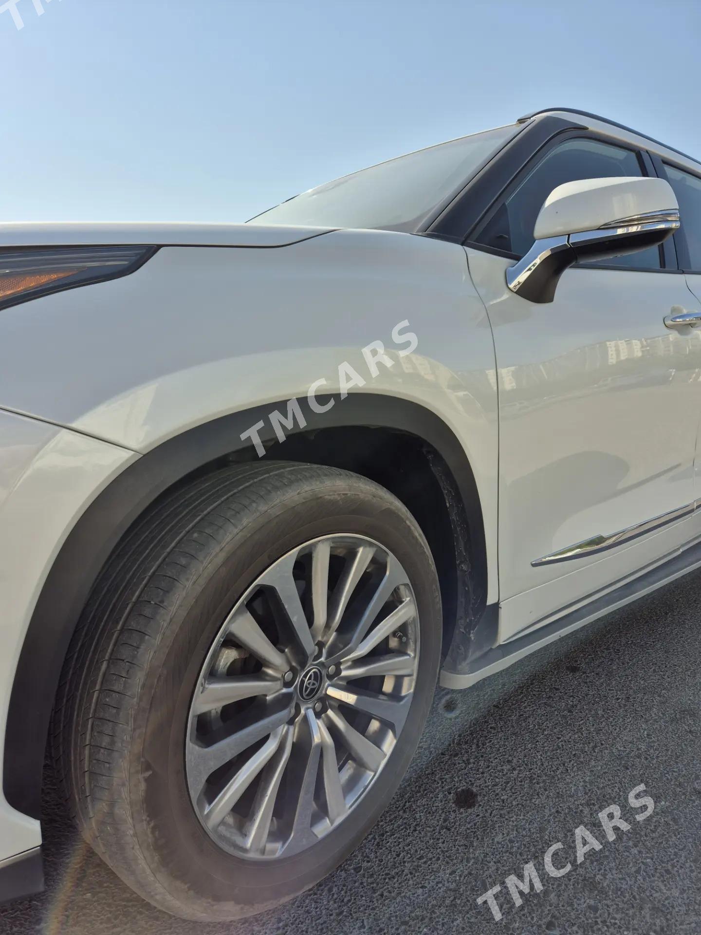 Toyota Highlander 2022 - 640 000 TMT - Aşgabat - img 3