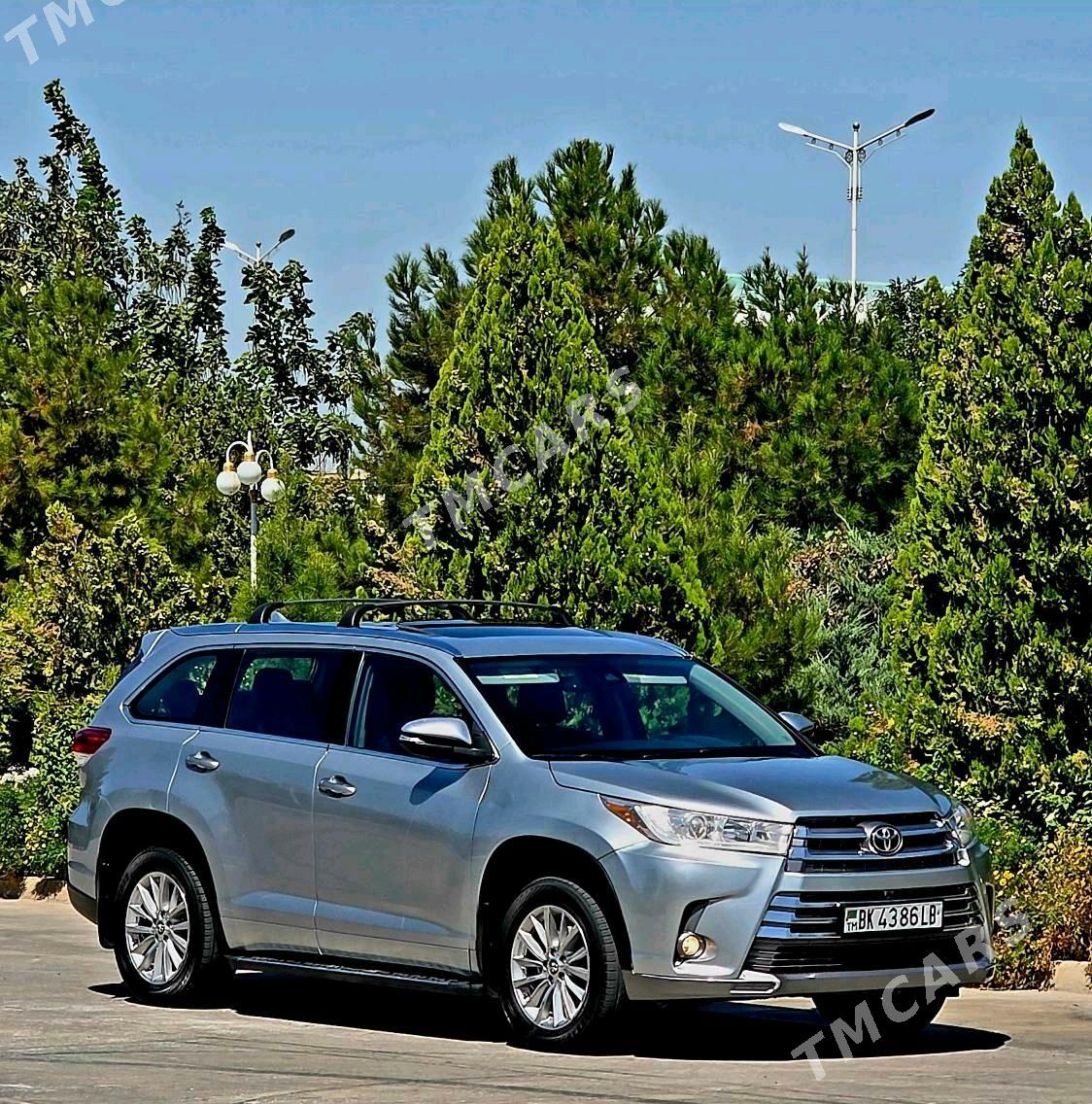 Toyota Highlander 2017 - 470 000 TMT - Фарап - img 5