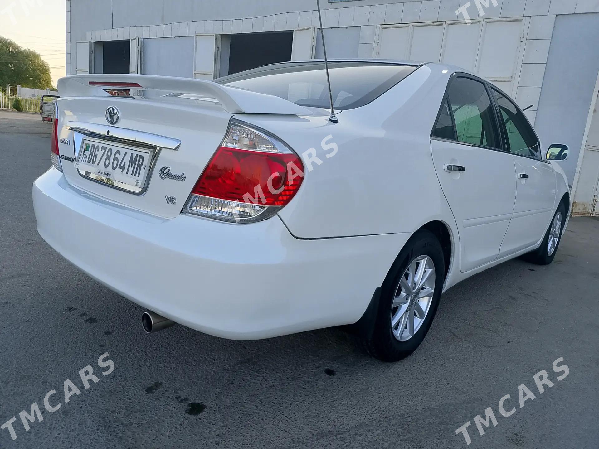 Toyota Camry 2005 - 170 000 TMT - Сакарчага - img 9