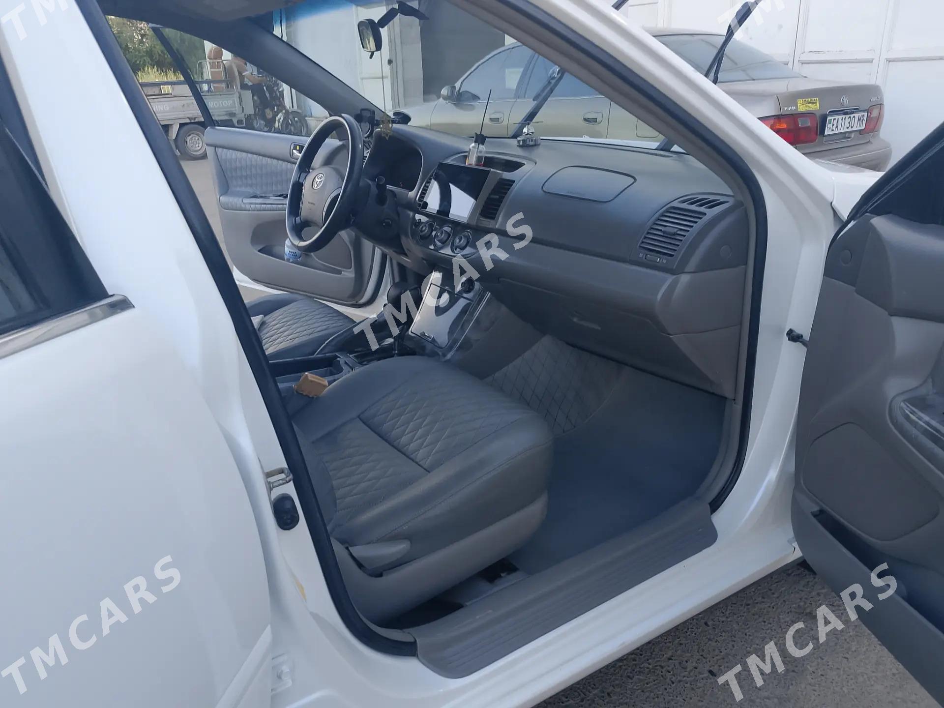 Toyota Camry 2005 - 170 000 TMT - Сакарчага - img 3