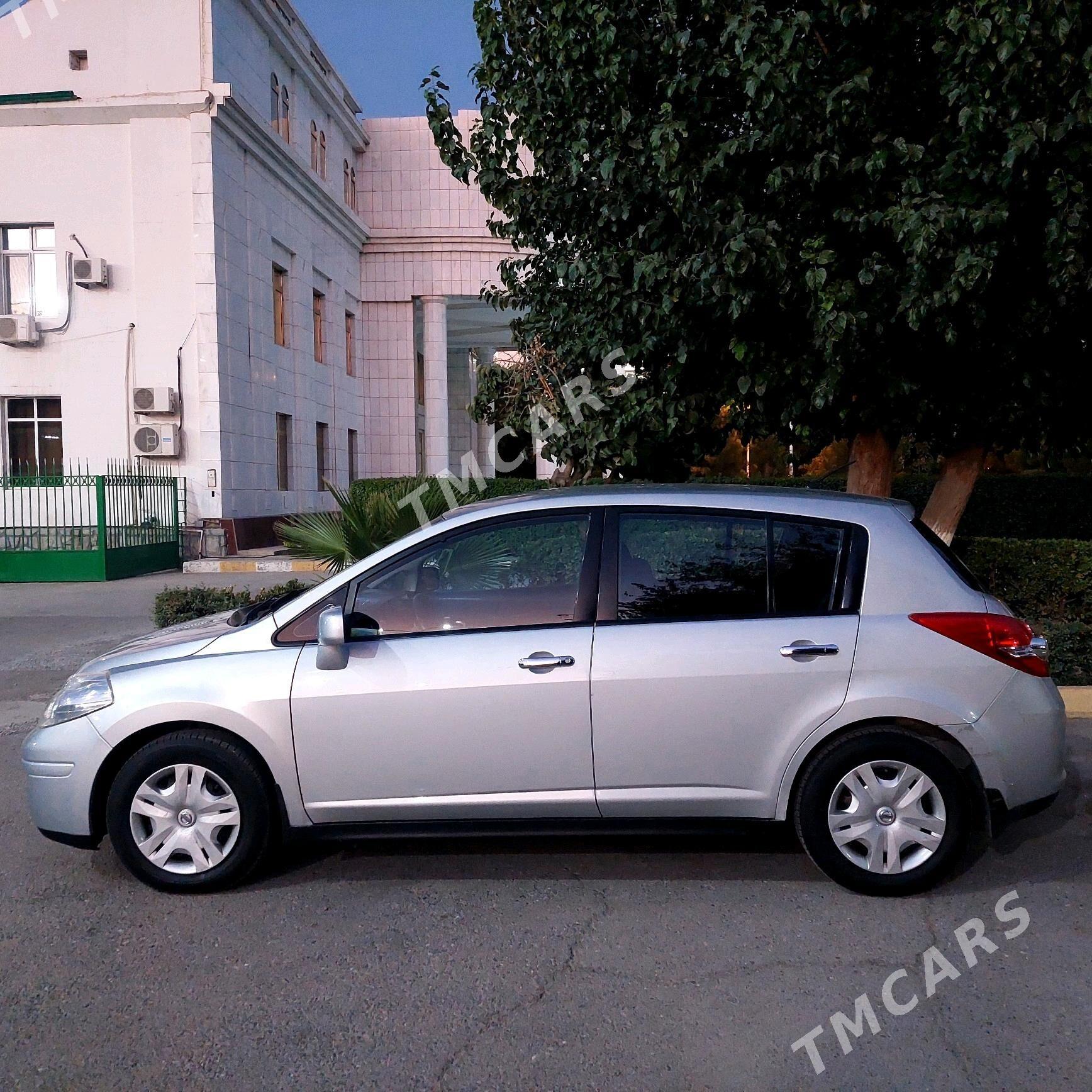 Nissan Versa 2012 - 140 000 TMT - Ашхабад - img 3