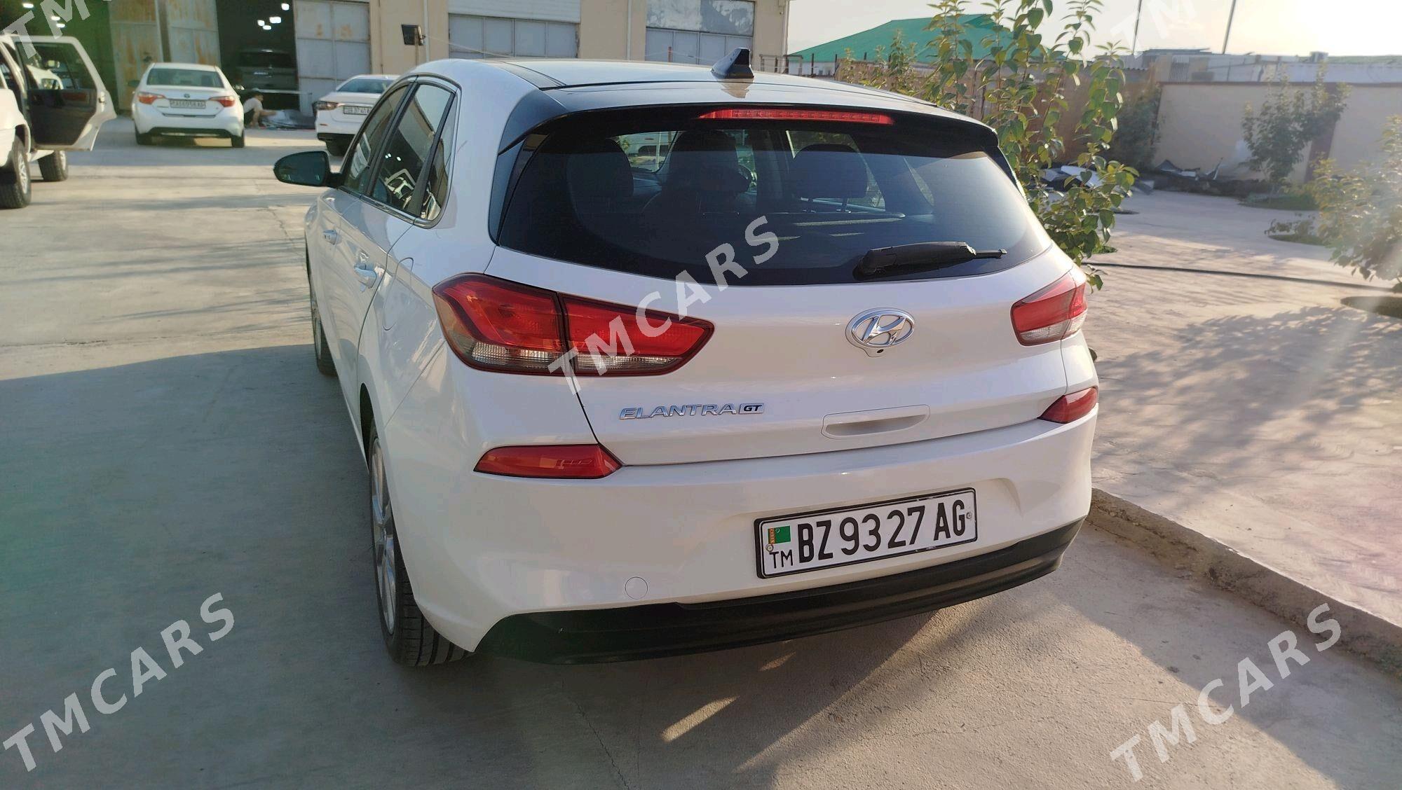 Hyundai Elantra GT 2019 - 197 500 TMT - Гуртли - img 2