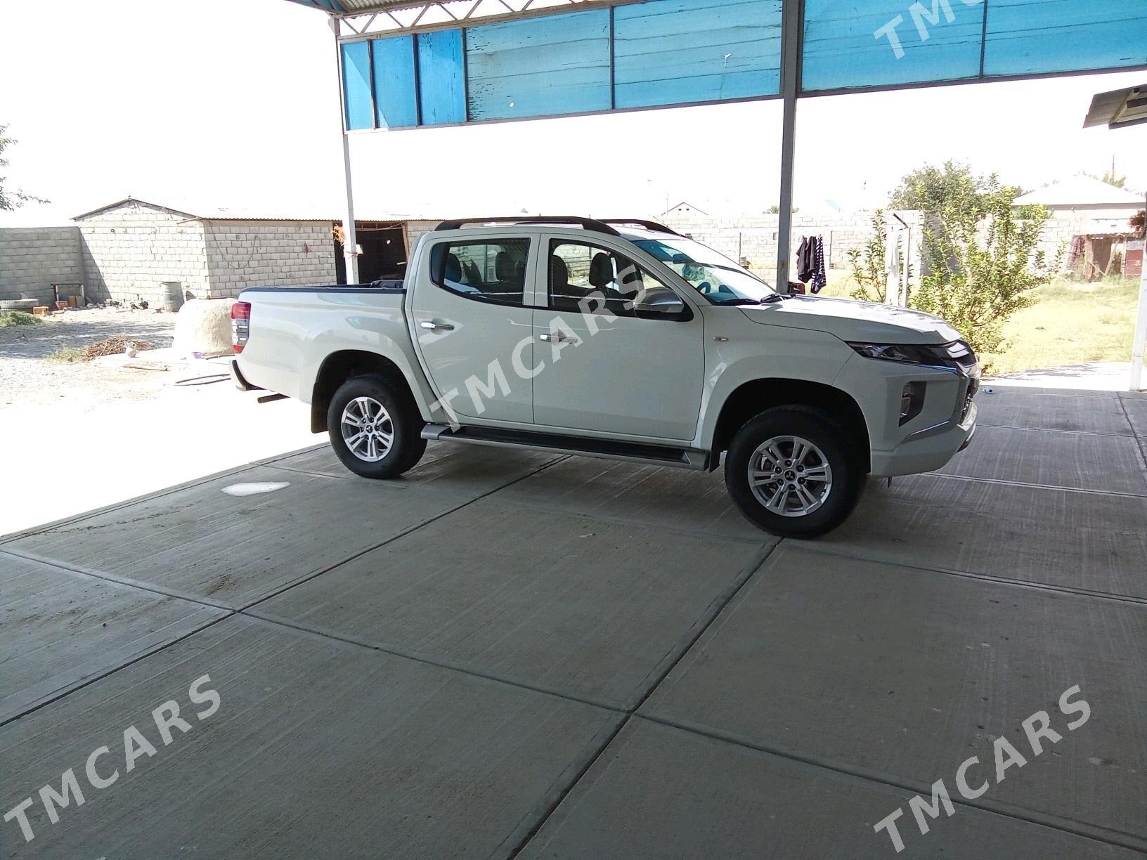 Mitsubishi L200 2021 - 330 000 TMT - Gökdepe - img 2