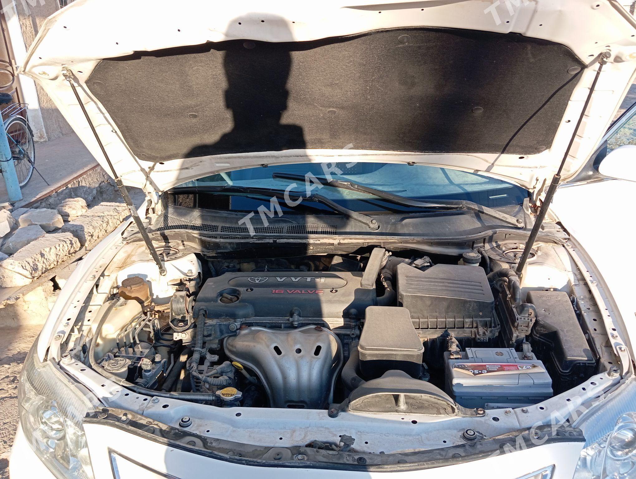 Toyota Camry 2010 - 140 000 TMT - Ýolöten - img 2