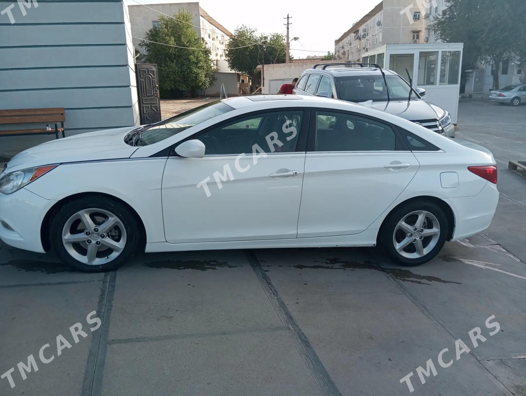 Hyundai Sonata 2010 - 155 000 TMT - Мары - img 4