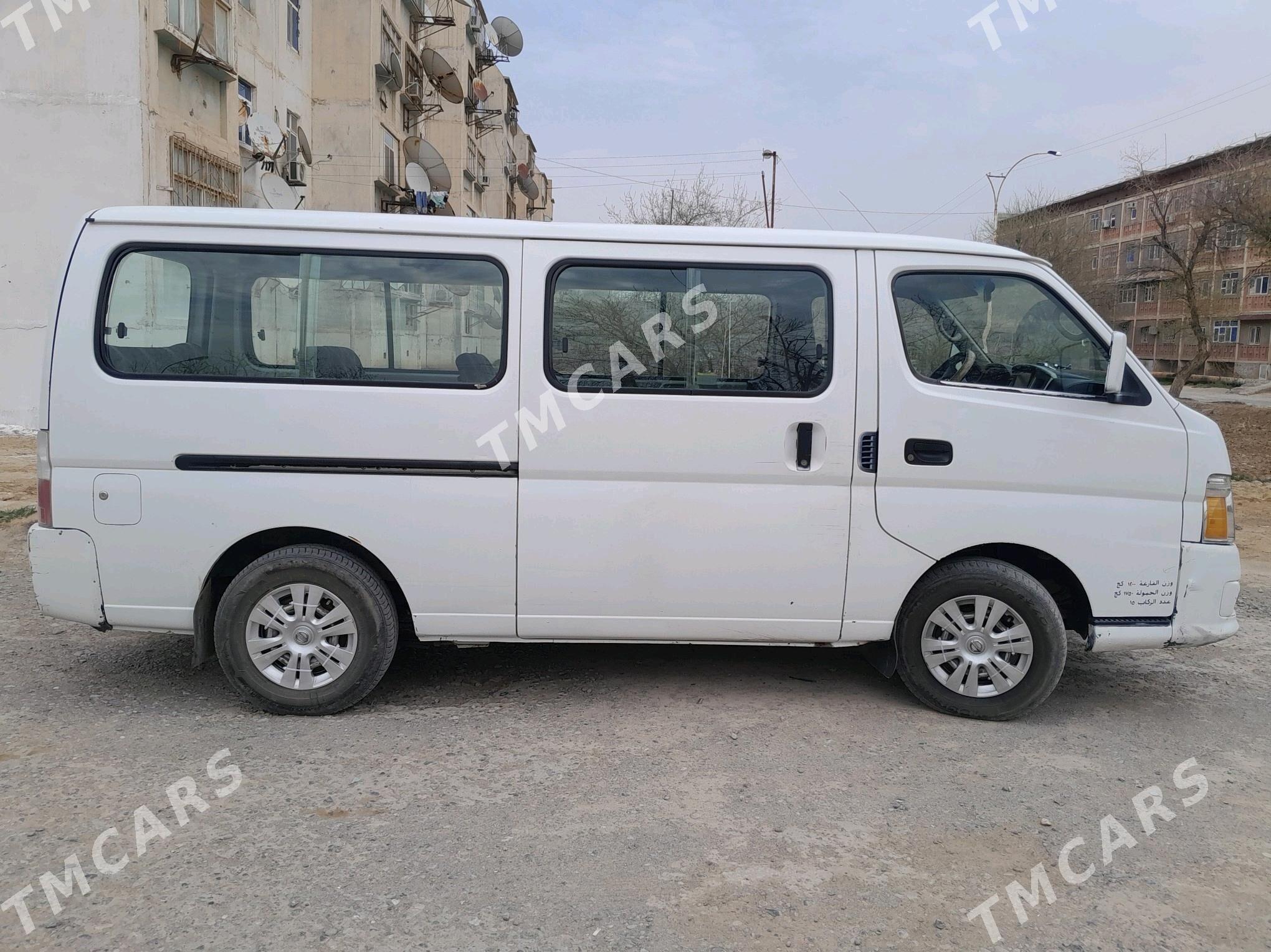Nissan Urvan 2009 - 130 000 TMT - Mary - img 6