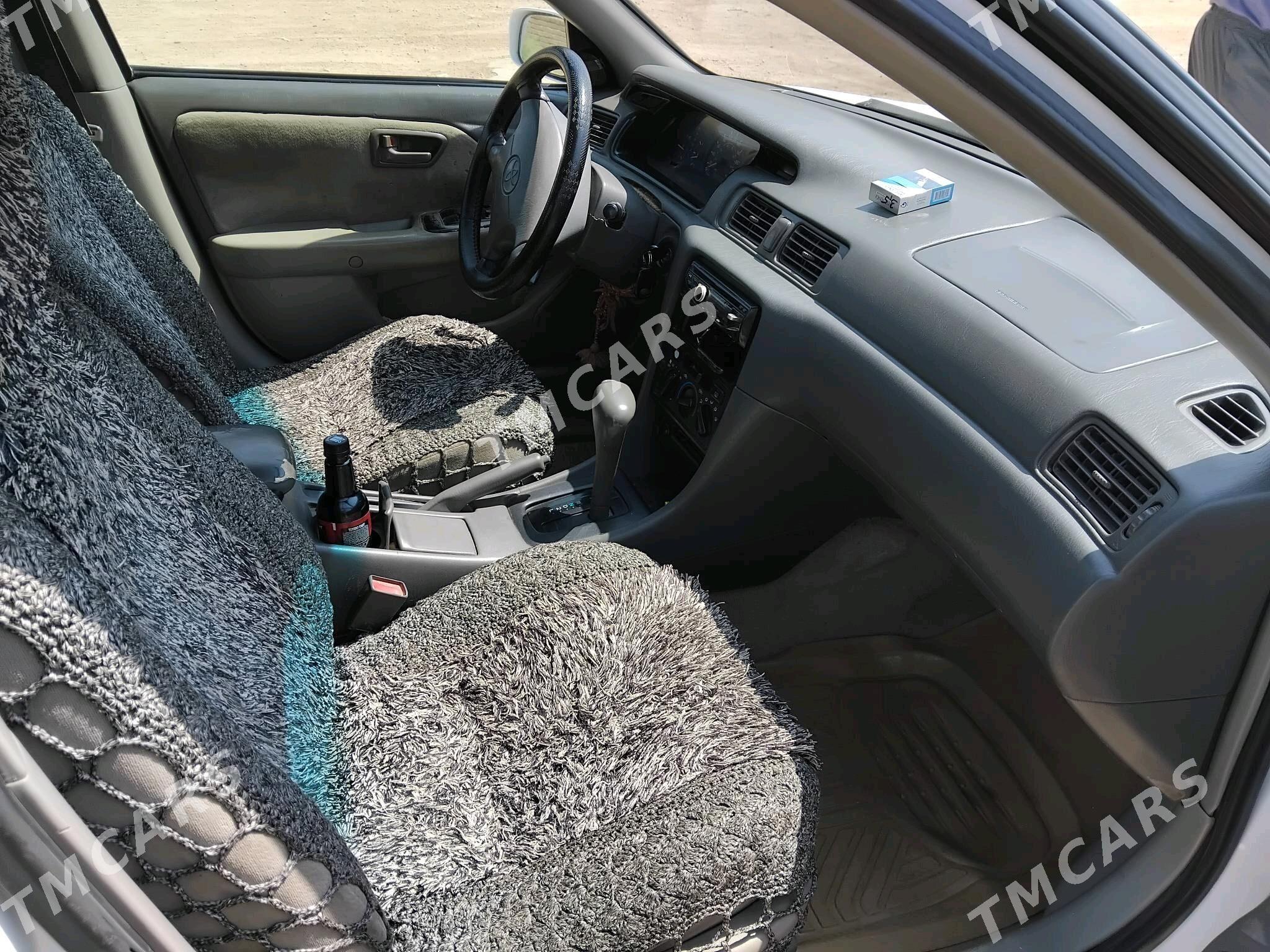 Toyota Camry 1998 - 110 000 TMT - Дашогуз - img 5