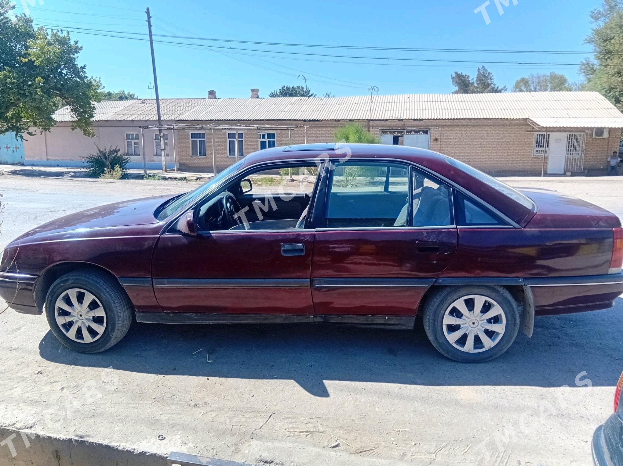 Opel Omega 1991 - 25 000 TMT - Саят - img 3