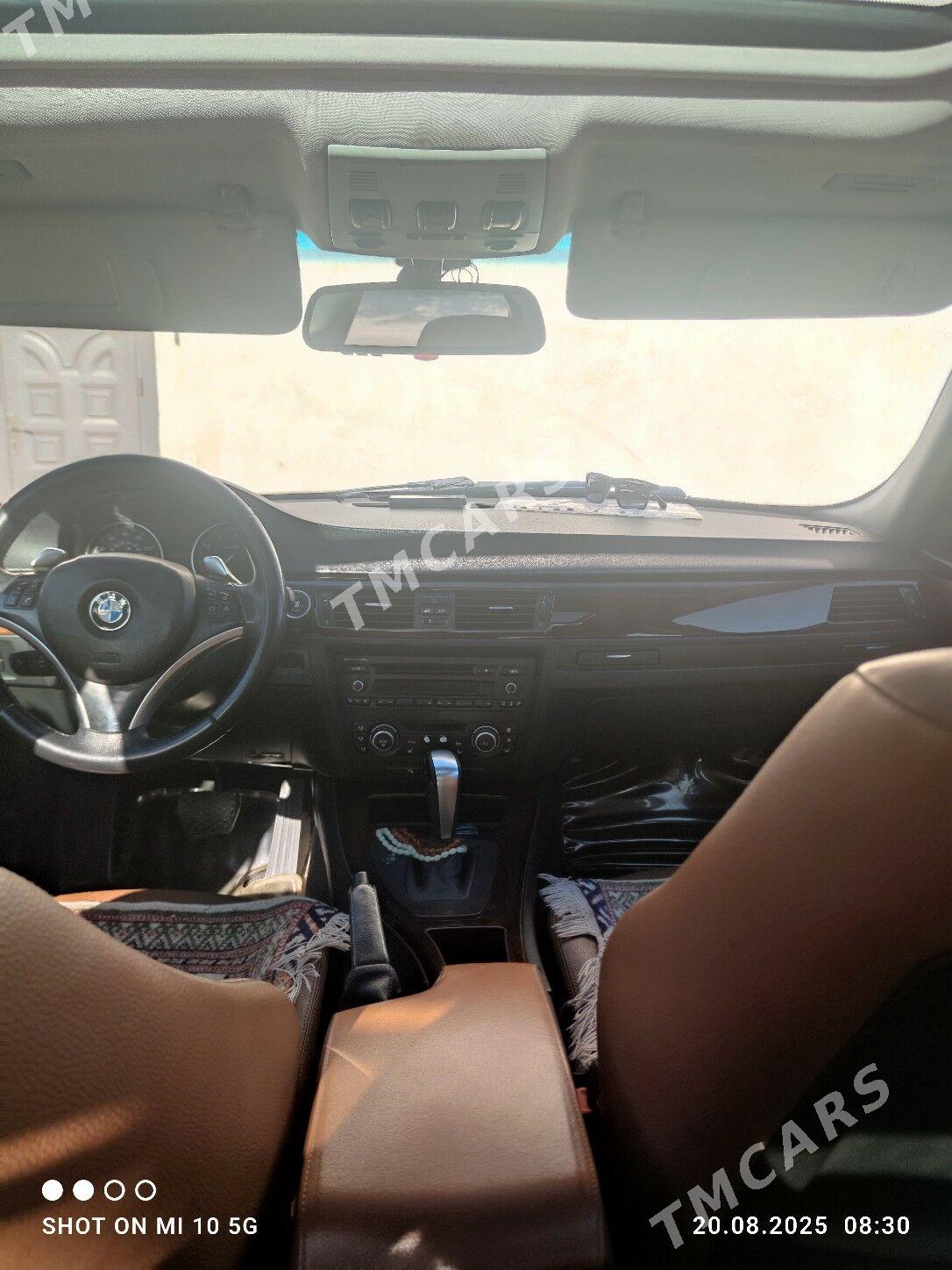 BMW F30 2010 - 190 000 TMT - Türkmenabat - img 3