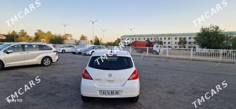 Nissan Versa 2011 - 135 000 TMT - 4 мкр - img 4