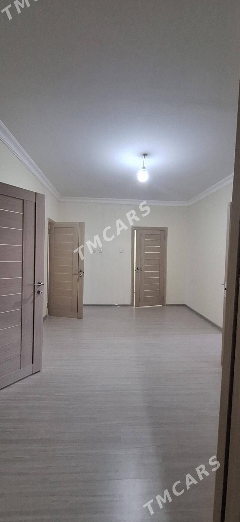 Продаётся квартира - Türkmenabat - img 2