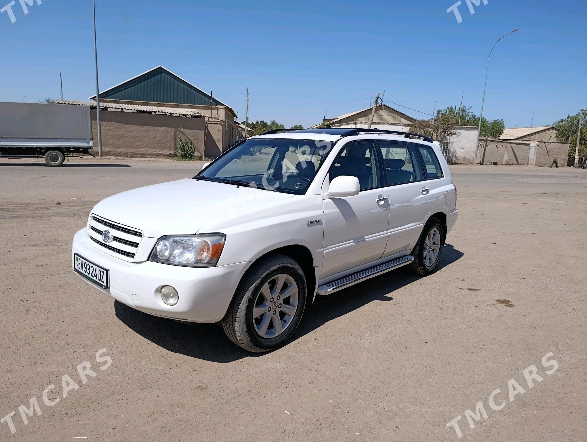 Toyota Highlander 2003 - 200 000 TMT - Кёнеургенч - img 5