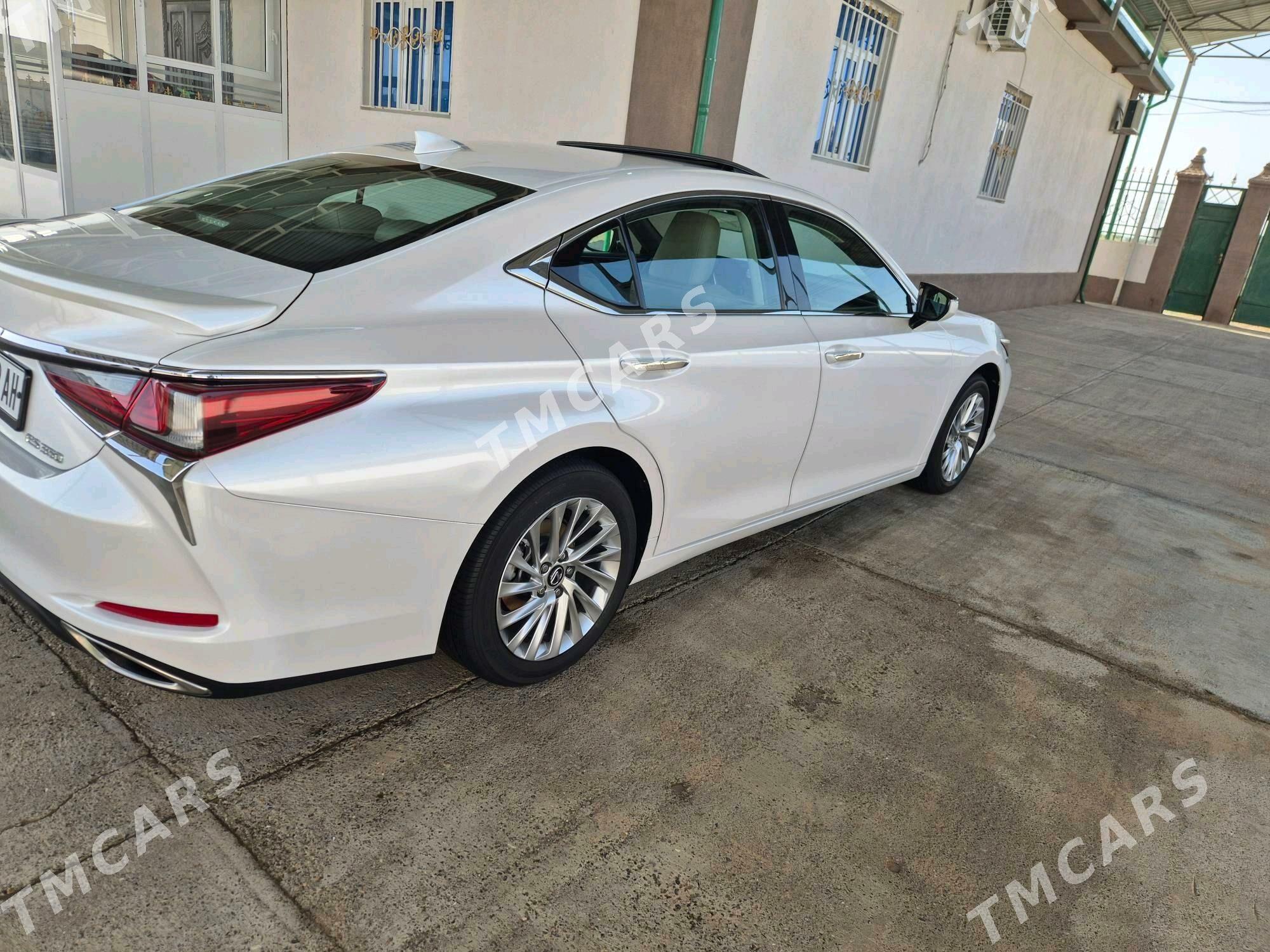 Lexus ES 350 2020 - 535 000 TMT - 11 мкр - img 6