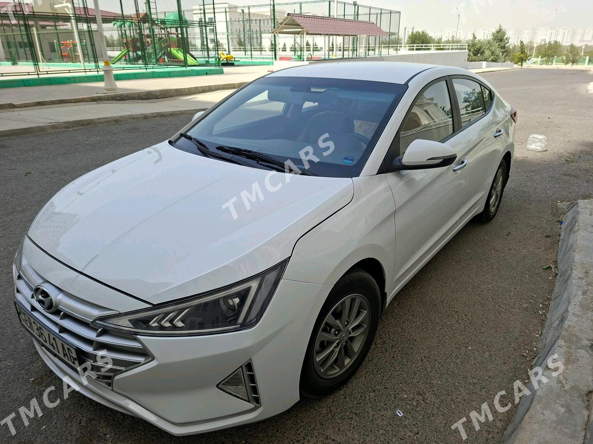 Hyundai Elantra 2019 - 200 000 TMT - Гуртли - img 2