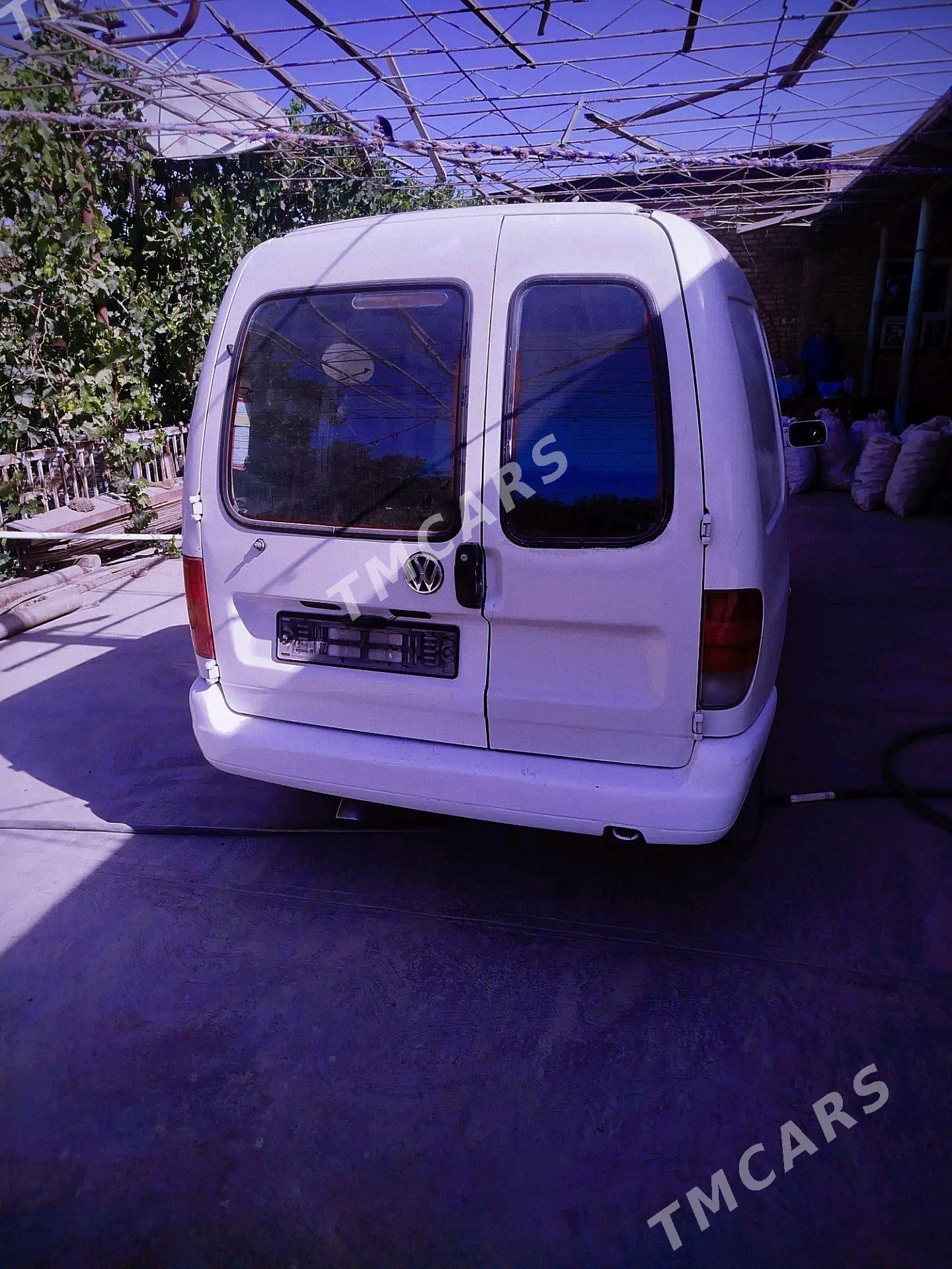 Volkswagen Caddy 2005 - 45 000 TMT - Халач - img 7