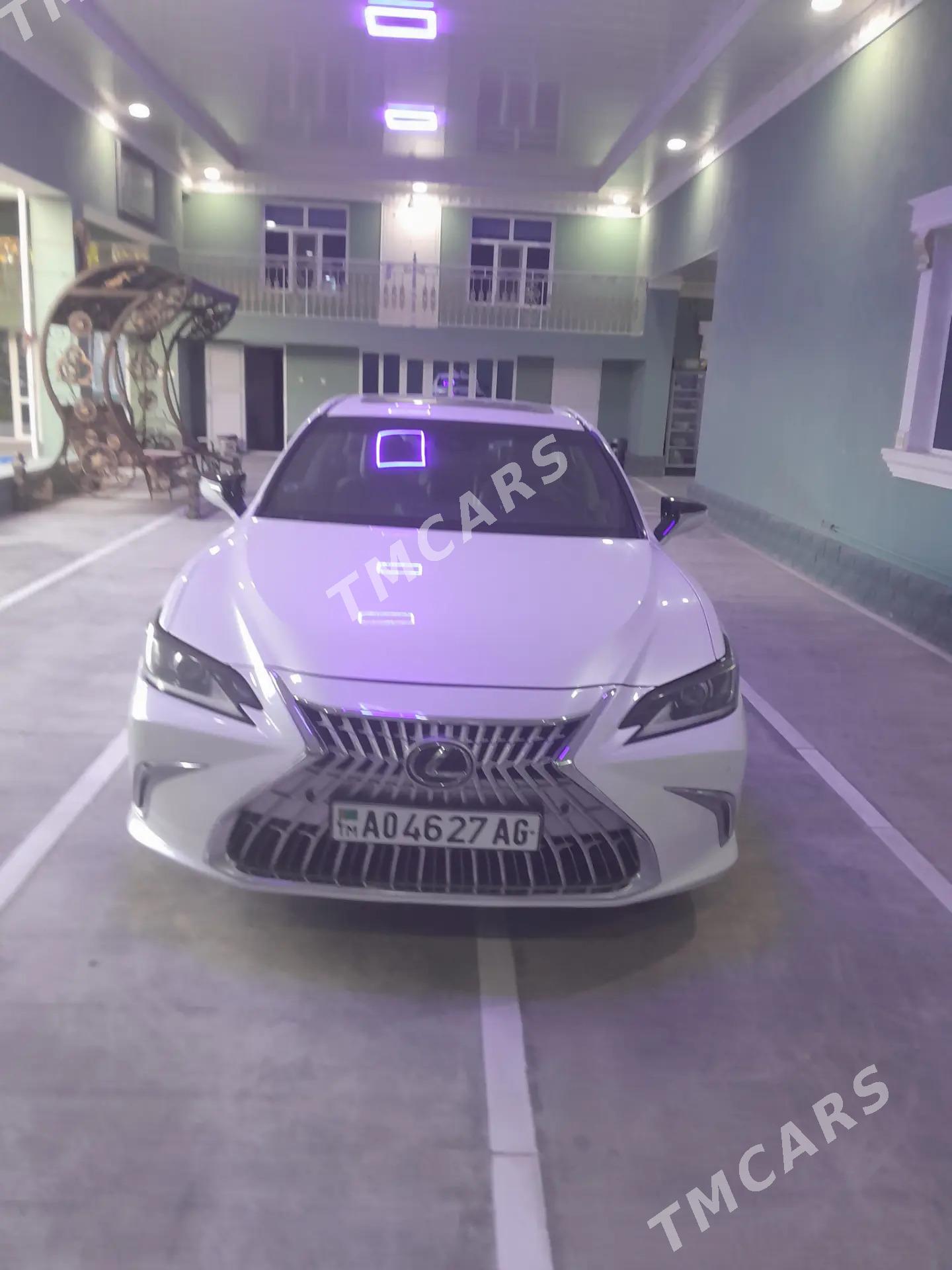Lexus ES 350 2020 - 485 000 TMT - Херрикгала - img 7