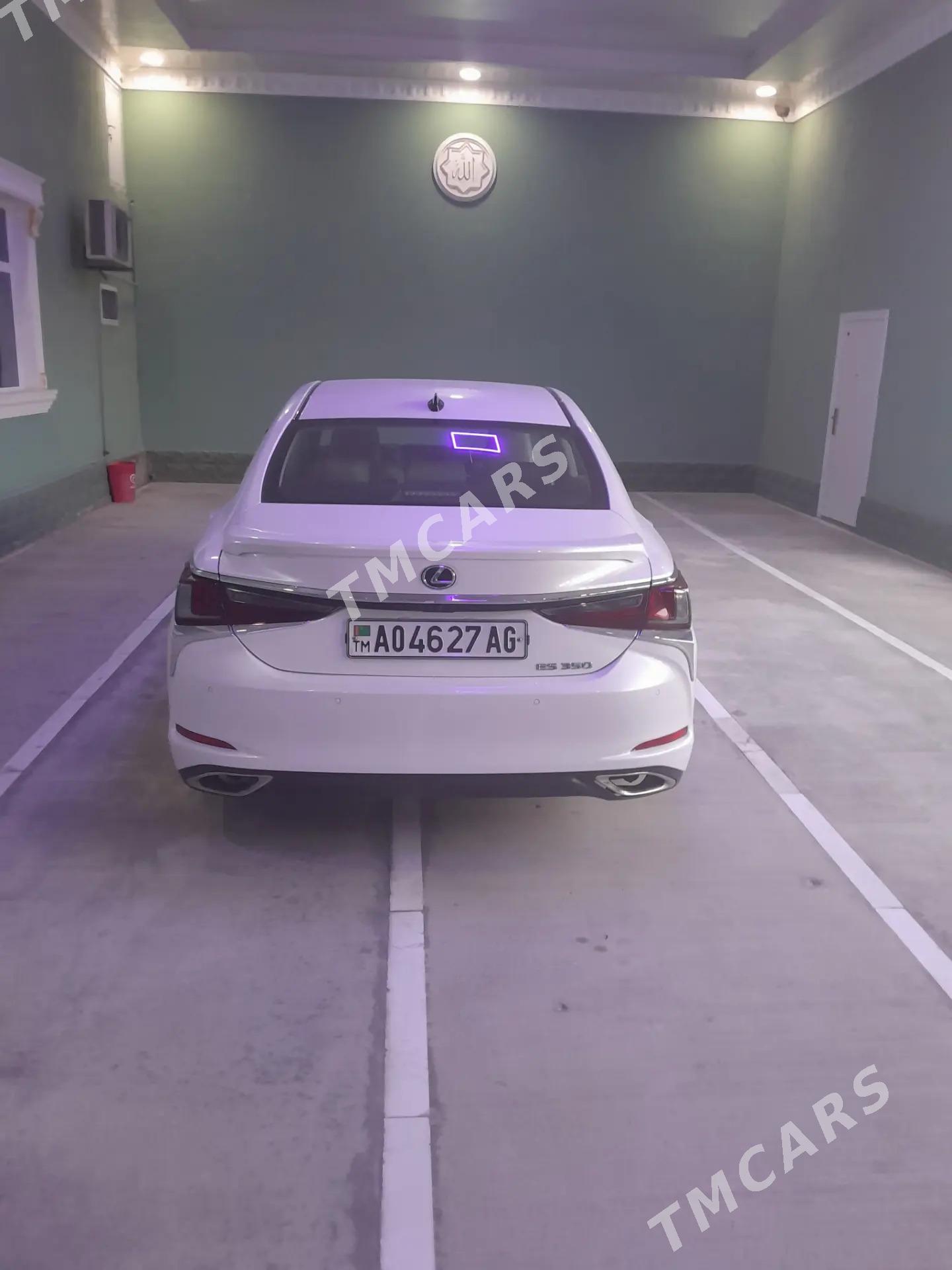 Lexus ES 350 2020 - 485 000 TMT - Херрикгала - img 4