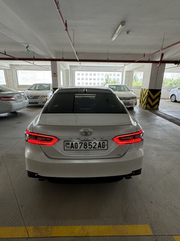 Toyota Camry 2022 - 880 000 TMT - Ашхабад - img 3
