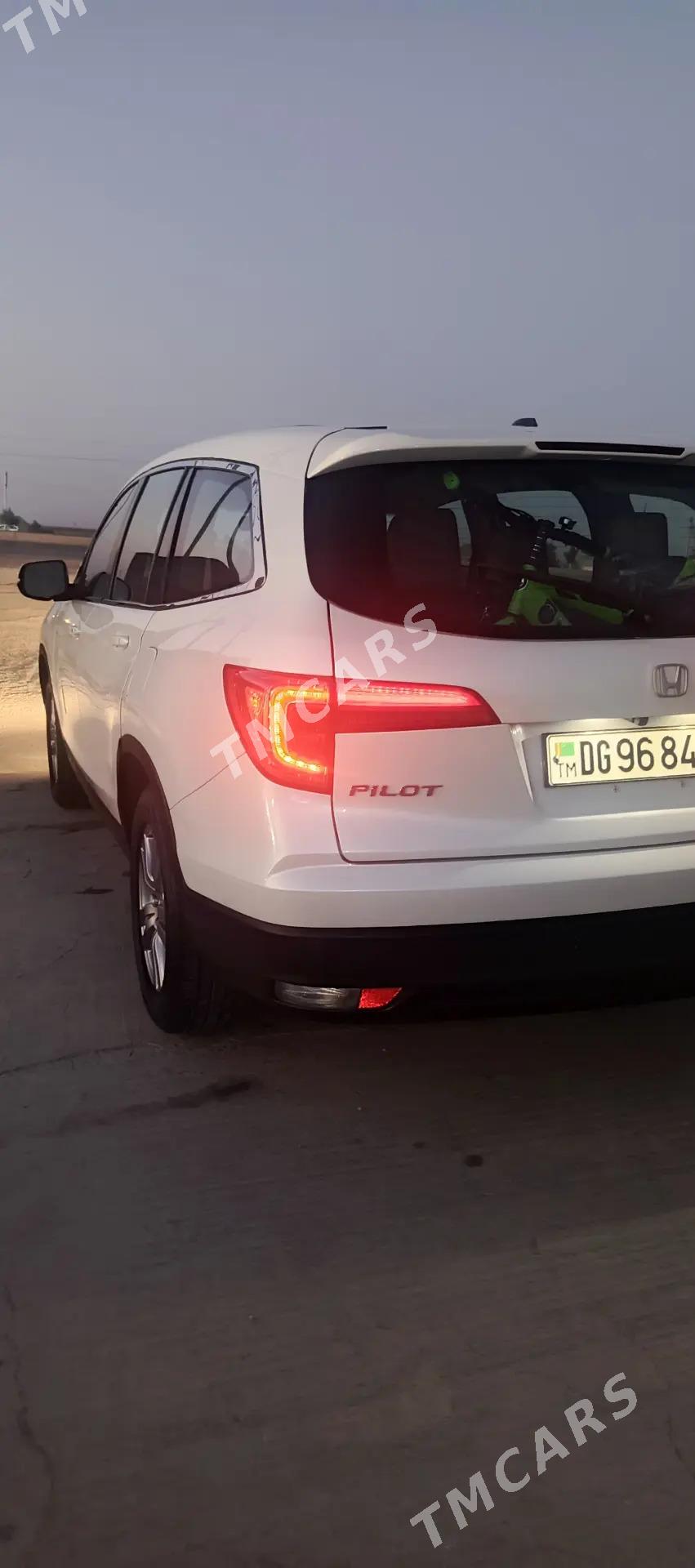Honda Pilot 2018 - 260 000 TMT - Бахарден - img 5