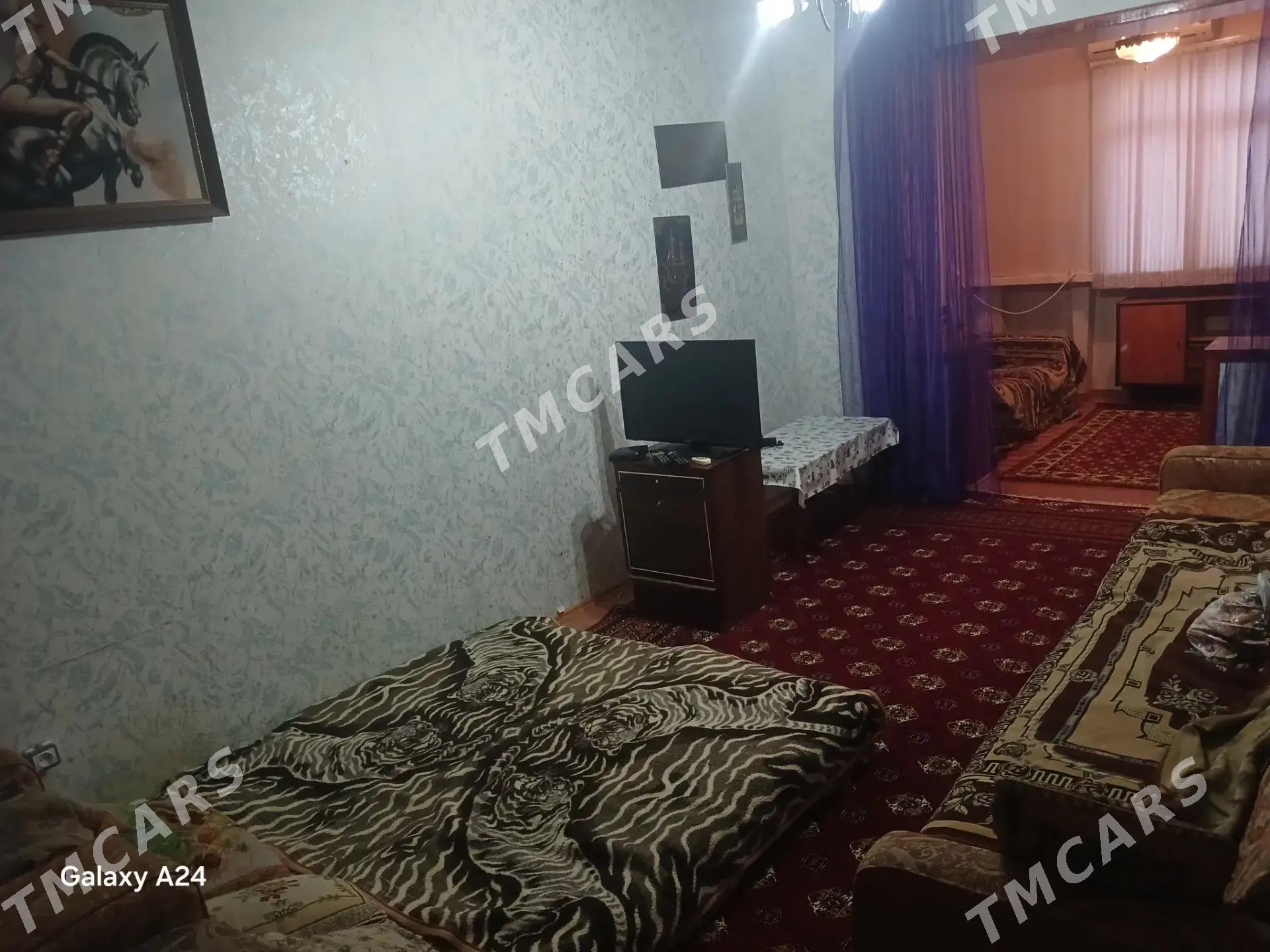 Мир 2/4  3 етаж жай, 2 комн - Aşgabat - img 2