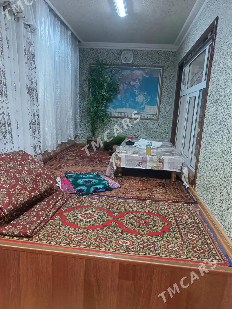 Продаю квартиру в учпункте  - Туркменабат - img 4
