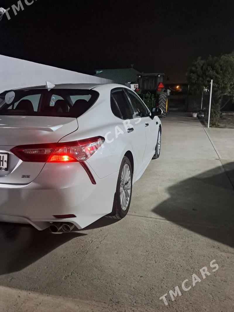 Toyota Camry 2019 - 285 000 TMT - Гёкдепе - img 3