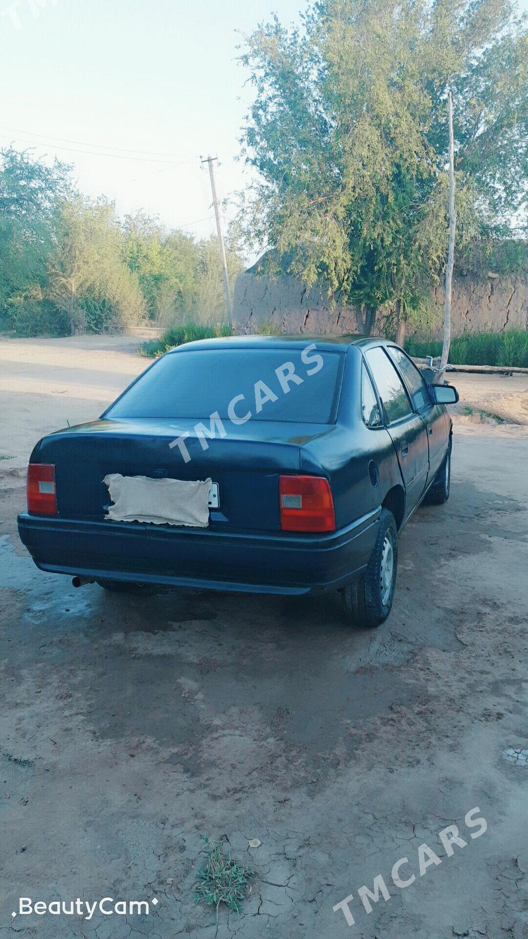 Opel Vectra 1989 - 26 000 TMT - Köneürgenç - img 3