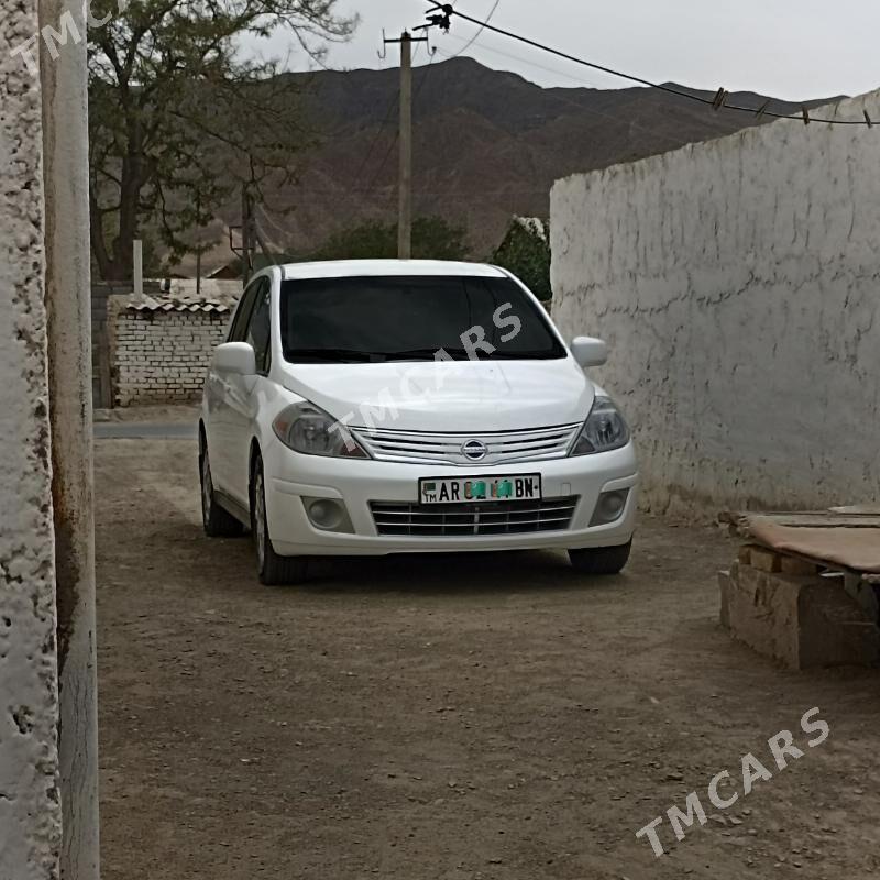 Nissan Versa 2011 - 130 000 TMT - Берекет - img 3