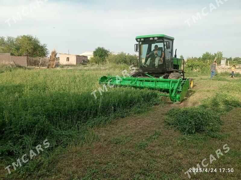 MTZ T-28 2010 - 200 000 TMT - Garabekewül - img 3