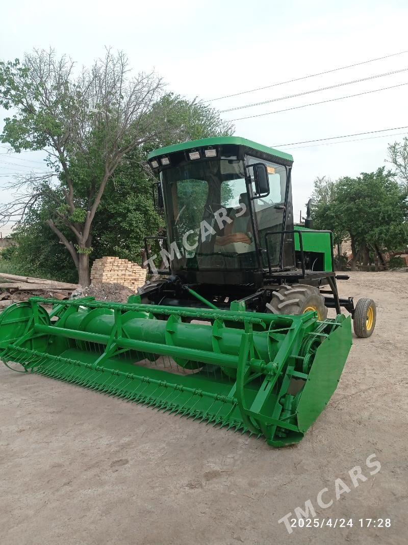 MTZ T-28 2010 - 200 000 TMT - Garabekewül - img 2