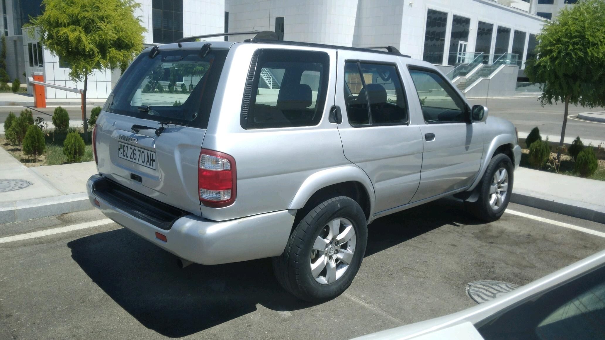 Nissan Pathfinder 2002 - 70 000 TMT - Гёкдепе - img 3
