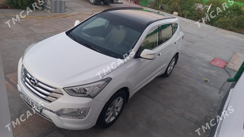 Hyundai Santa Fe 2013 - 250 000 TMT - Тязе заман - img 3