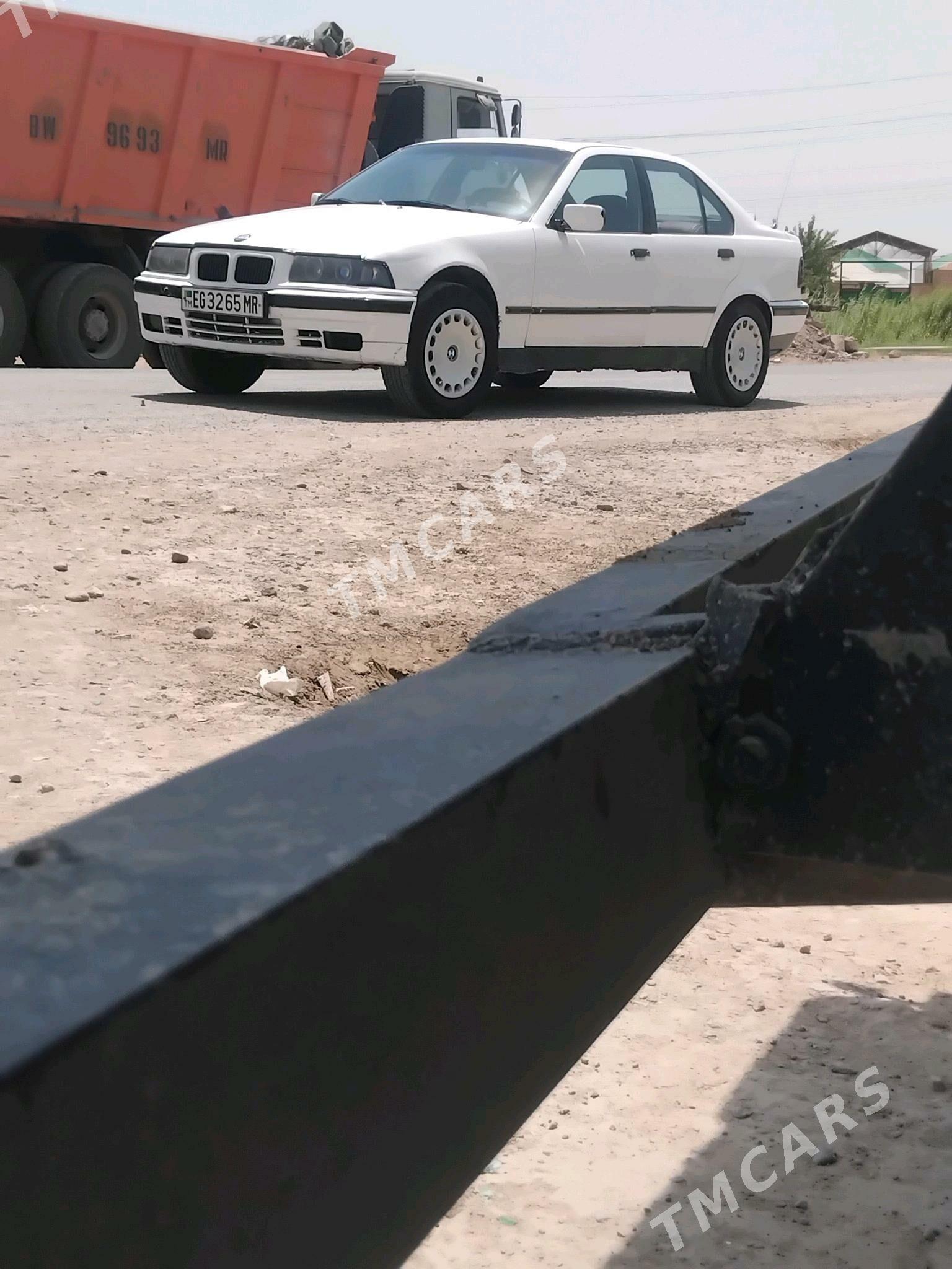 BMW 320 1993 - 27 000 TMT - Мургап - img 5