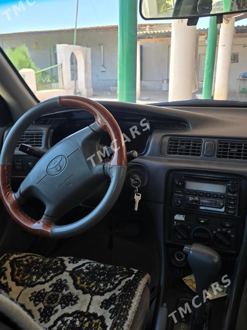 Toyota Camry 2001 - 140 000 TMT - Керки - img 3