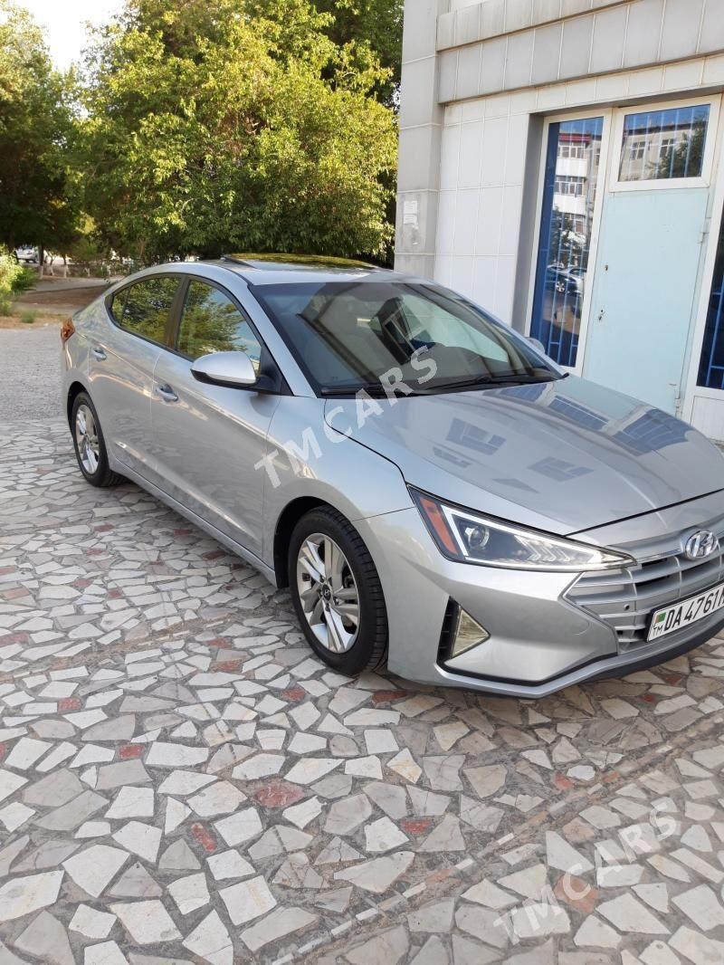 Hyundai Elantra 2019 - 197 000 TMT - Mary - img 3