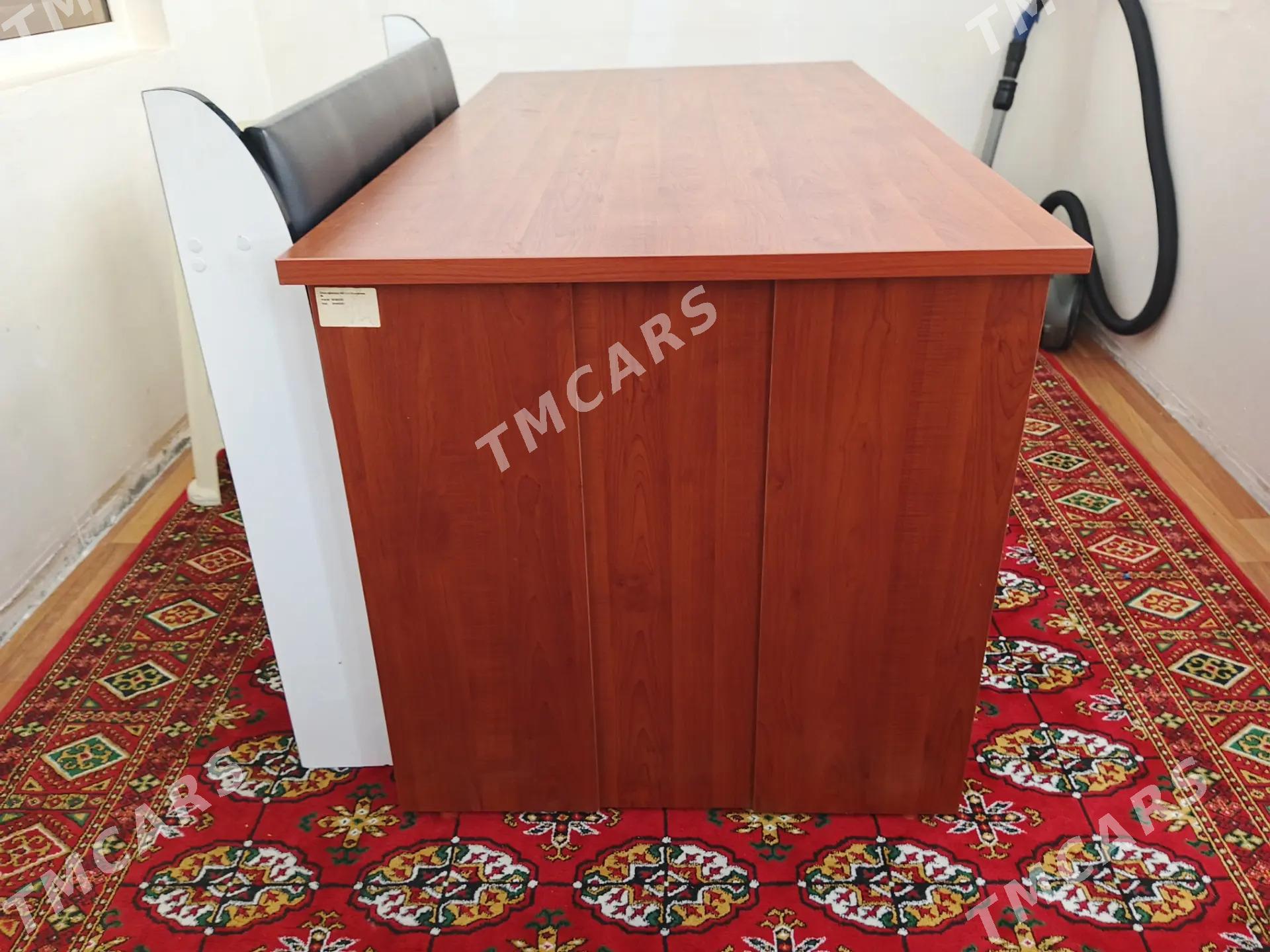 OFISNYŸ STOL - Сакарчага - img 3
