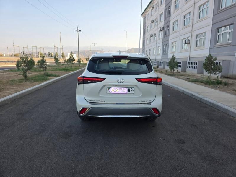Toyota Highlander 2020 - 570 000 TMT - Ашхабад - img 3
