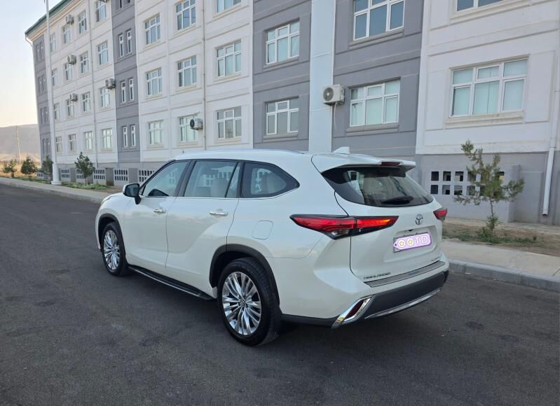 Toyota Highlander 2020 - 570 000 TMT - Ашхабад - img 4