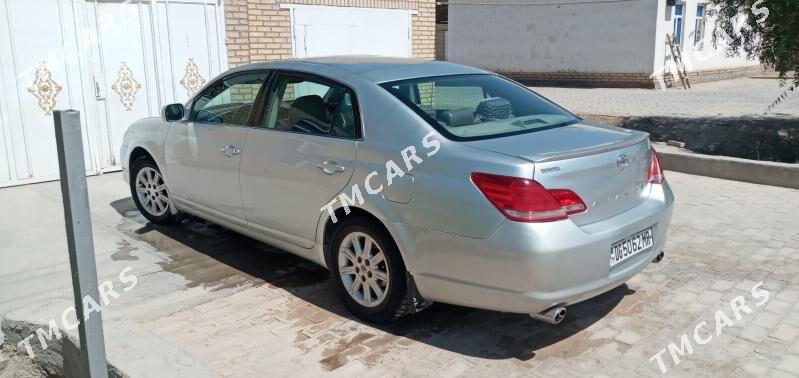Toyota Avalon 2006 - 170 000 TMT - Мары - img 5