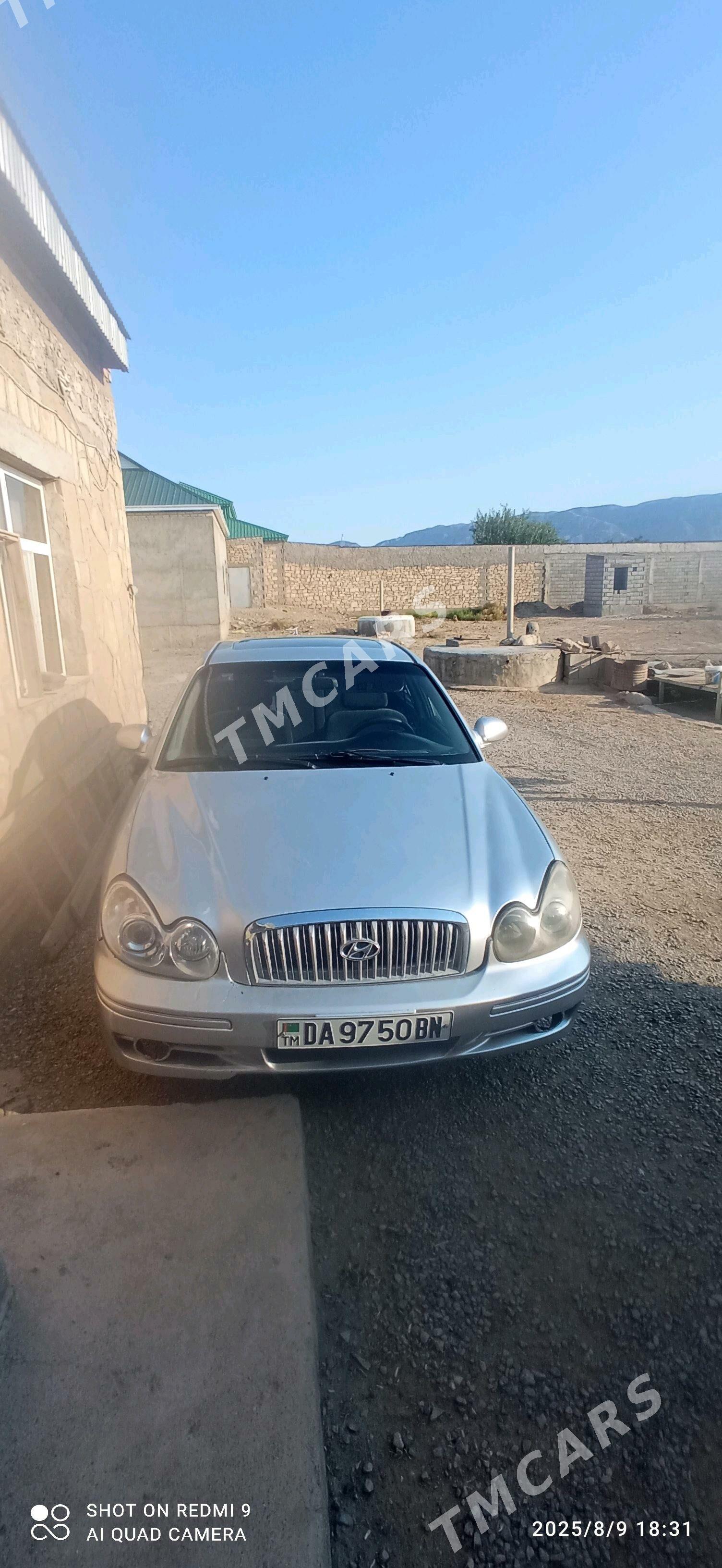 Hyundai Sonata 2002 - 46 000 TMT - Gyzylarbat - img 8