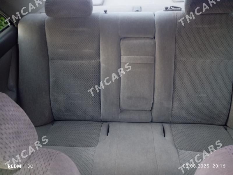 Toyota Camry 2003 - 174 000 TMT - Дашогуз - img 8