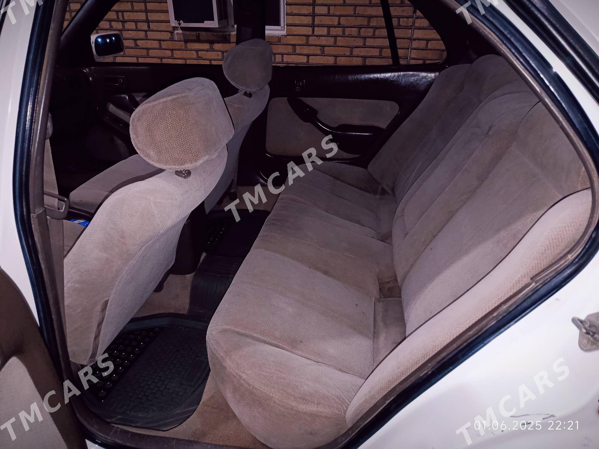 Toyota Camry 1995 - 90 000 TMT - Мары - img 9