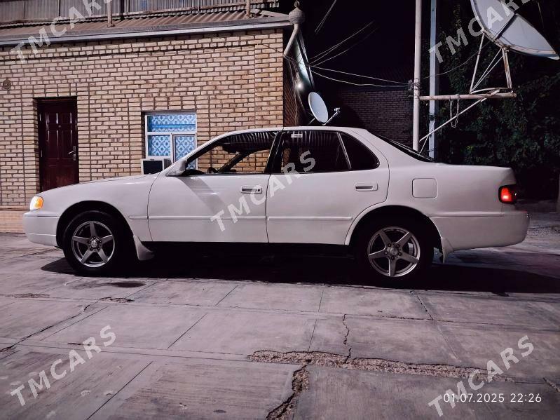 Toyota Camry 1995 - 90 000 TMT - Мары - img 3