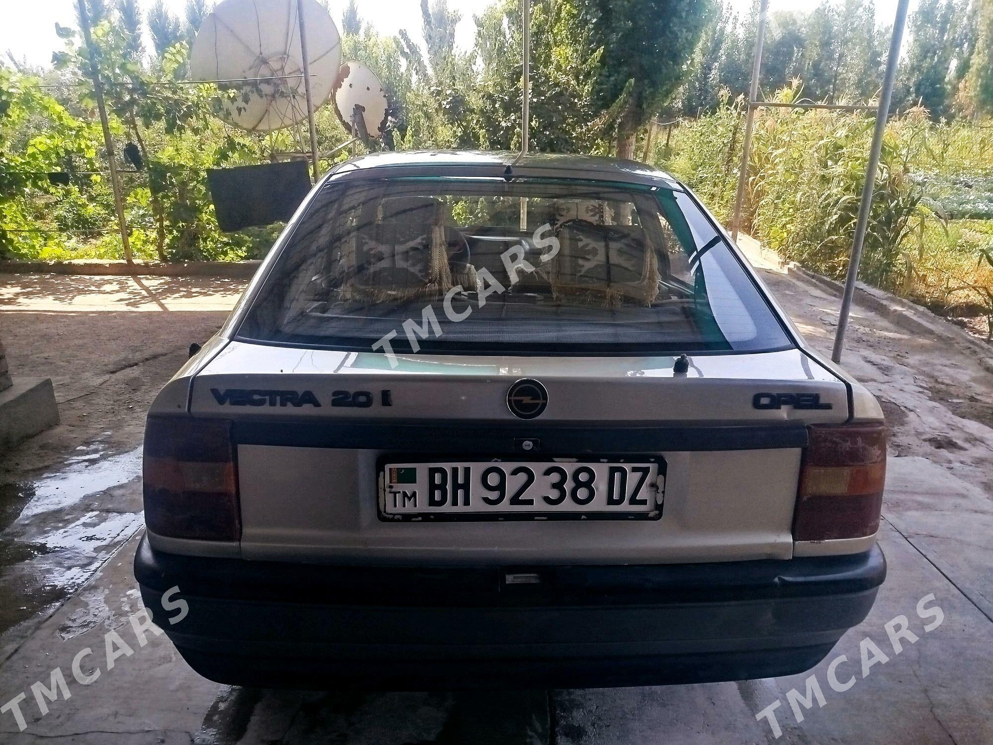 Opel Vectra 1992 - 32 000 TMT - Gubadag - img 4