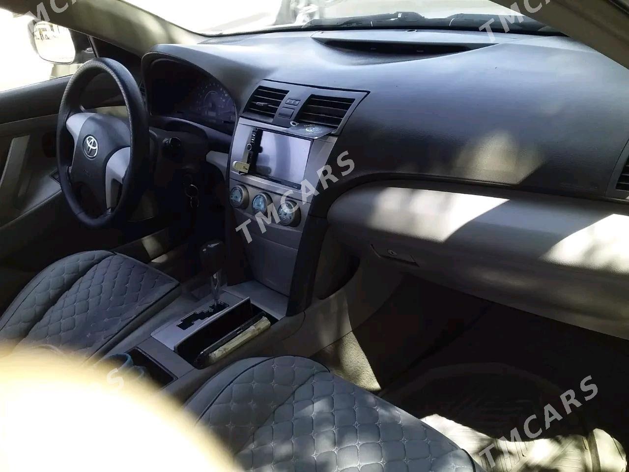 Toyota Camry 2010 - 150 000 TMT - Mary - img 6