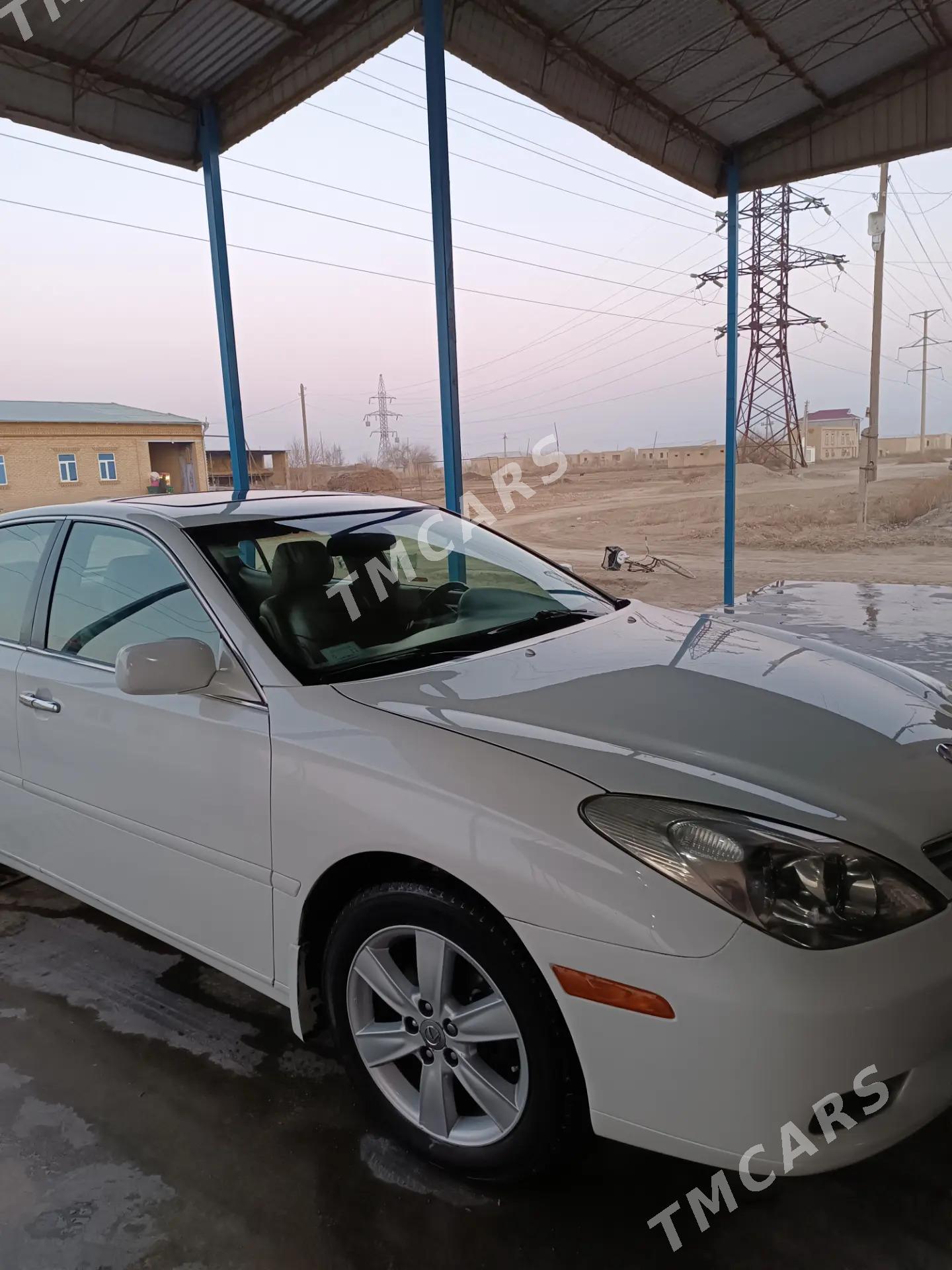 Lexus ES 300 2002 - 188 000 TMT - Чарджоу - img 4